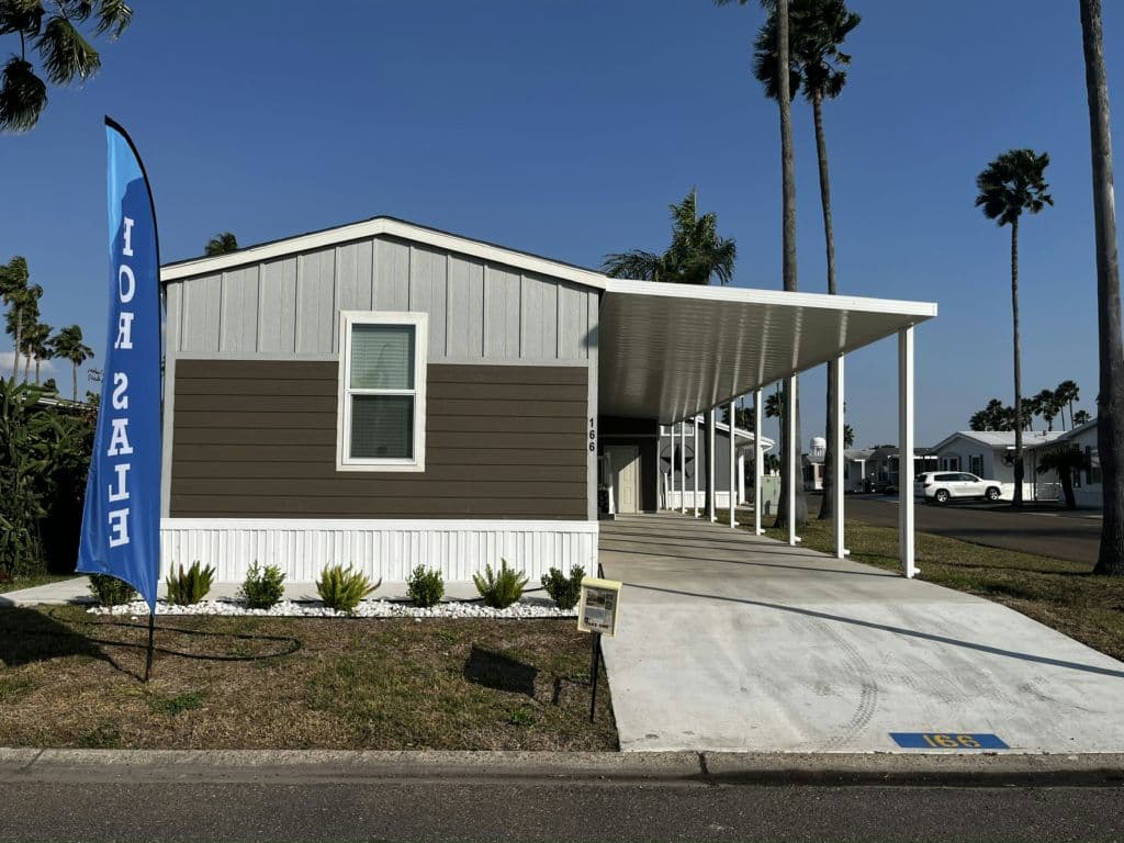 Manufactured home in Donna, TX 78537