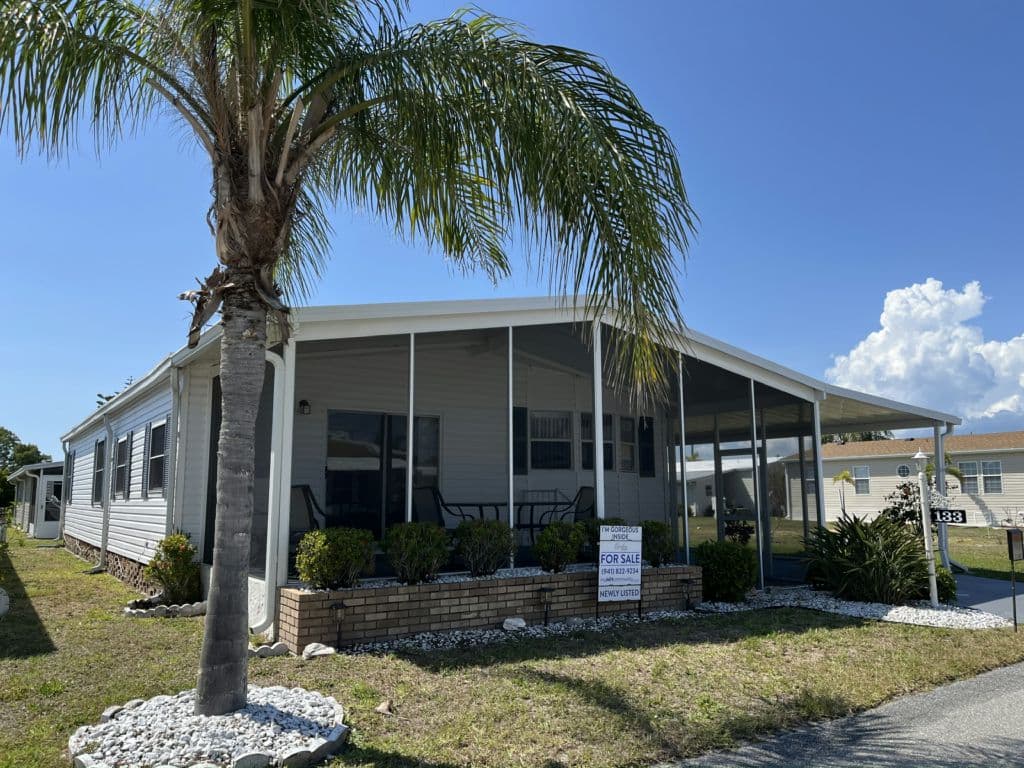 Manufactured home in Punta Gorda, FL 33950