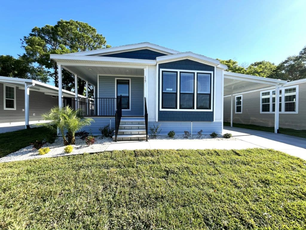 Manufactured home in Leesburg, FL 34788