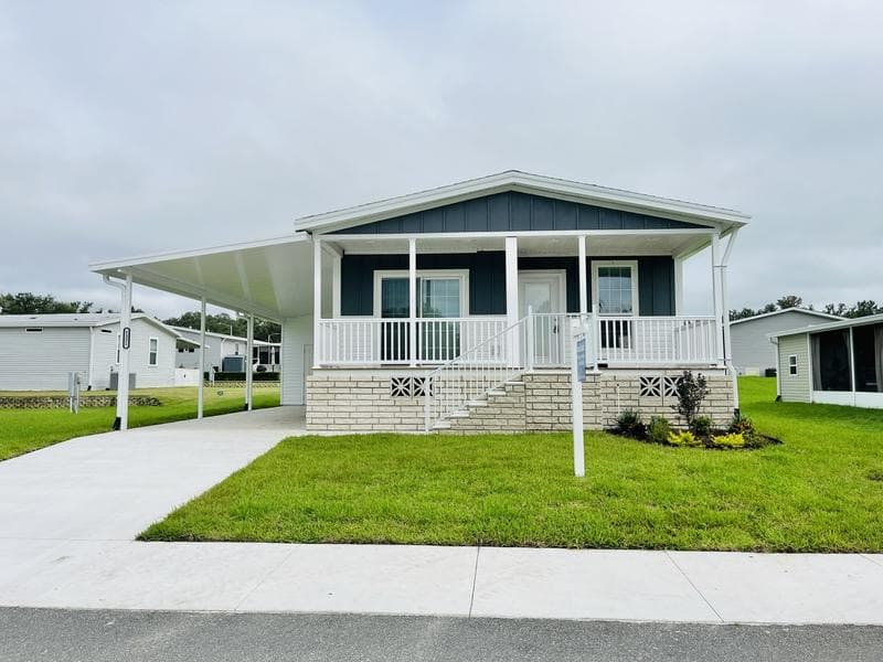 Manufactured home in Brooksville, FL 34601