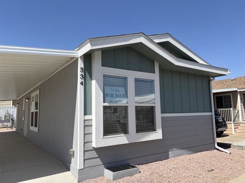 Manufactured home in Mesa, AZ 85207