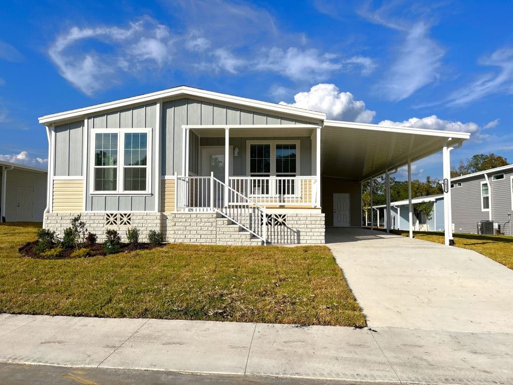 Manufactured home in Brooksville, FL 34601