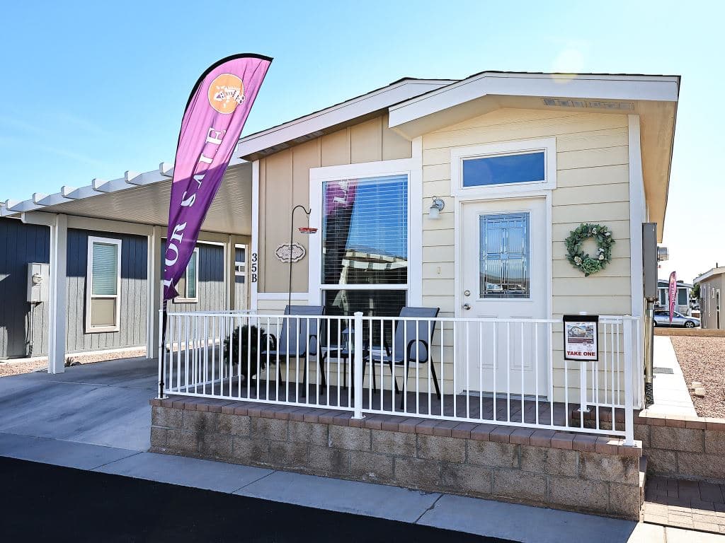 Manufactured home in Mesa, AZ 85209