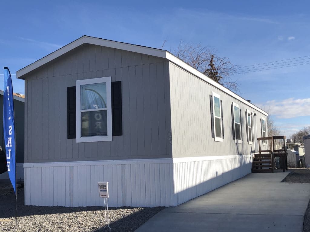 Manufactured home in Federal Heights, CO 80260