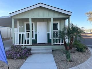 Manufactured home in Peoria, AZ 85345