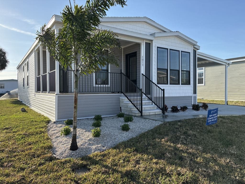Manufactured home in N. Ft. Myers, FL 33917