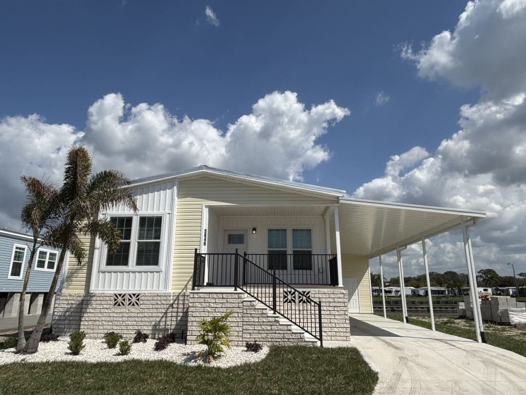 Manufactured home in New Port Richey, FL 34653