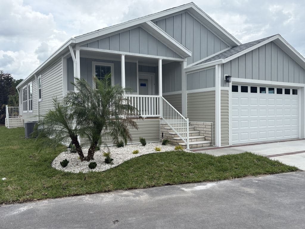 Manufactured home in Plant City, FL 33565