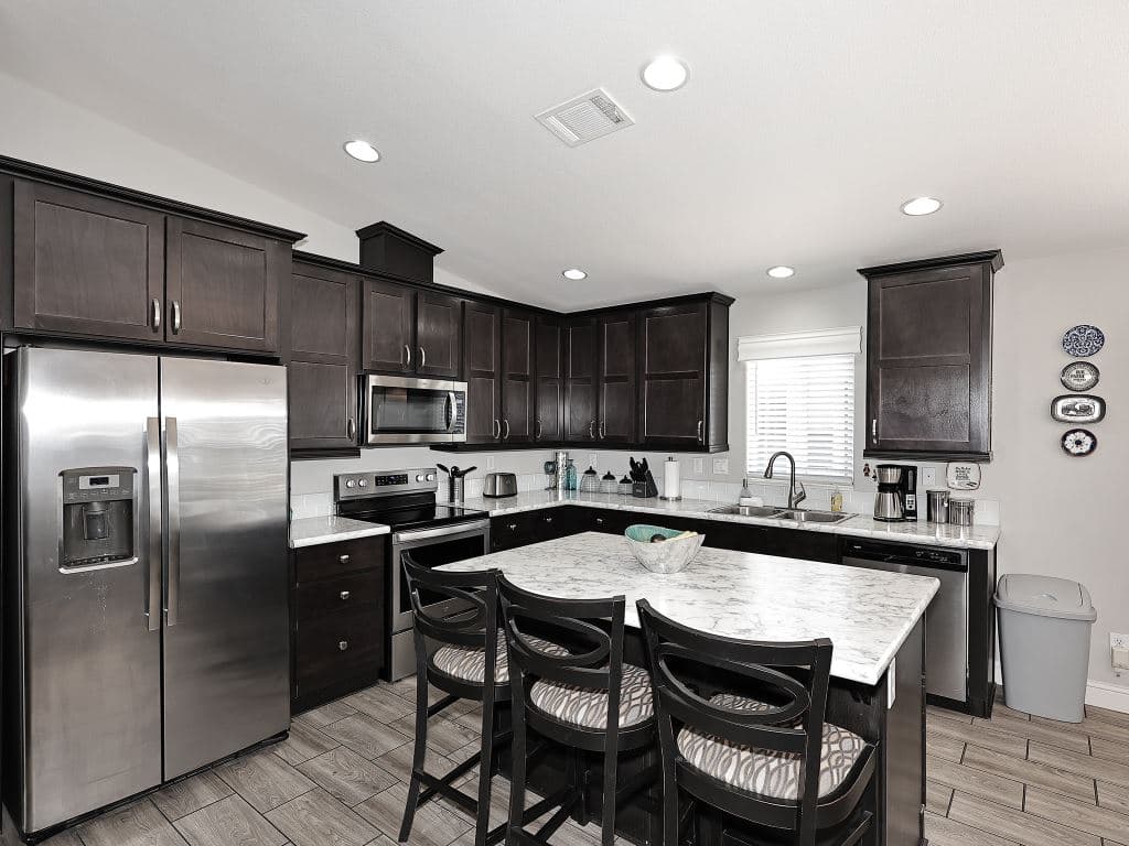 Manufactured home in Mesa, AZ 85209