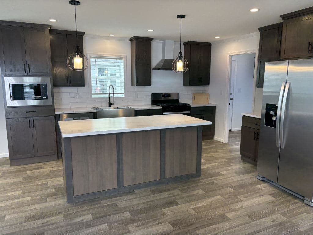 Manufactured home in Rosemount, MN 55068