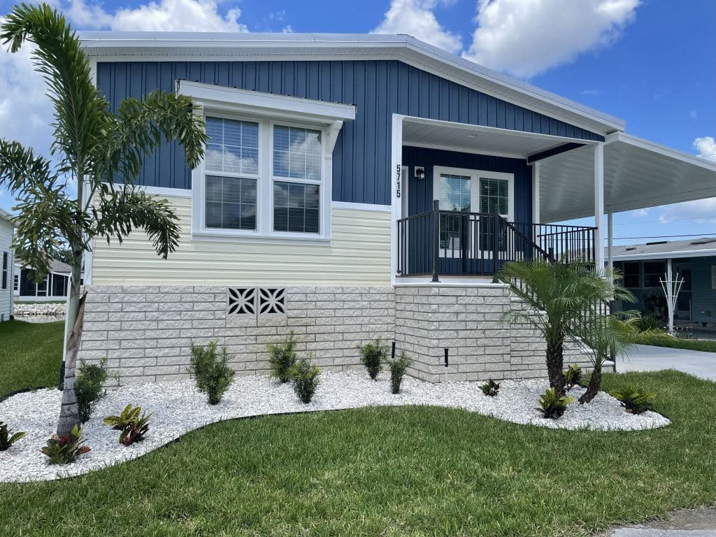 Manufactured home in New Port Richey, FL 34653