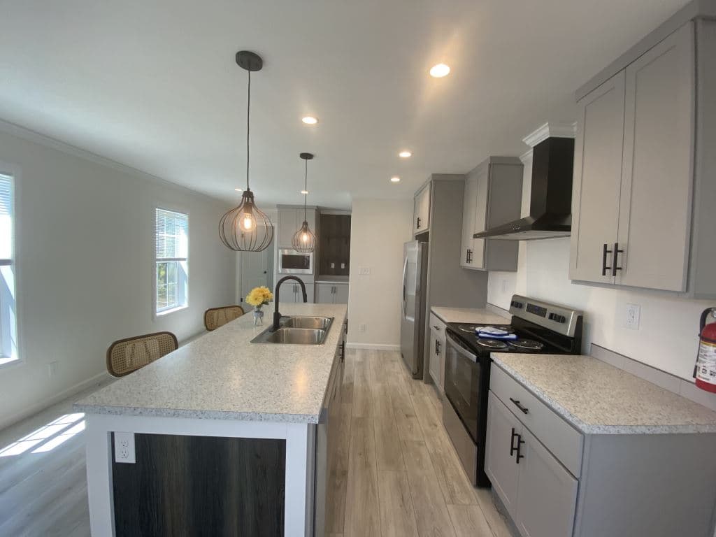 Manufactured home in Whiting, NJ 08759