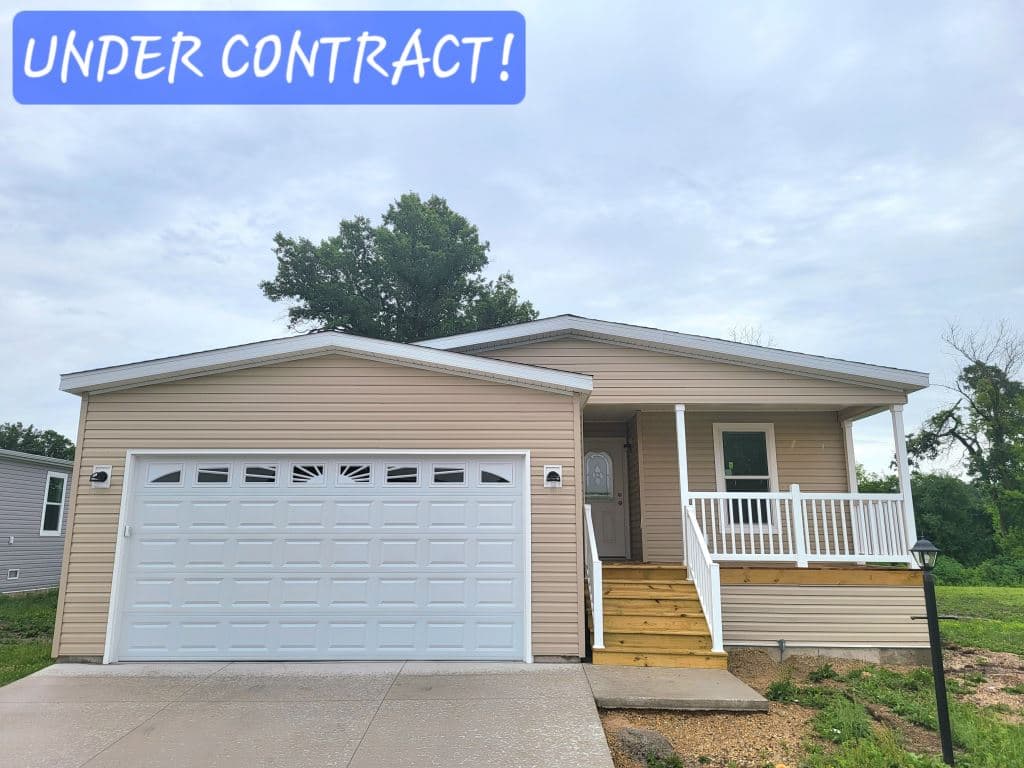 Manufactured home in Bristol, WI 53104