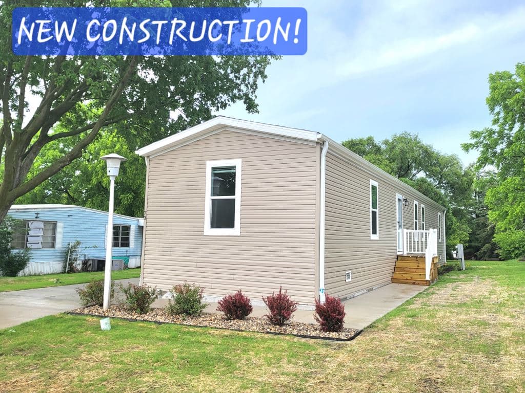 Manufactured home in Pleasant Prairie, WI 53158