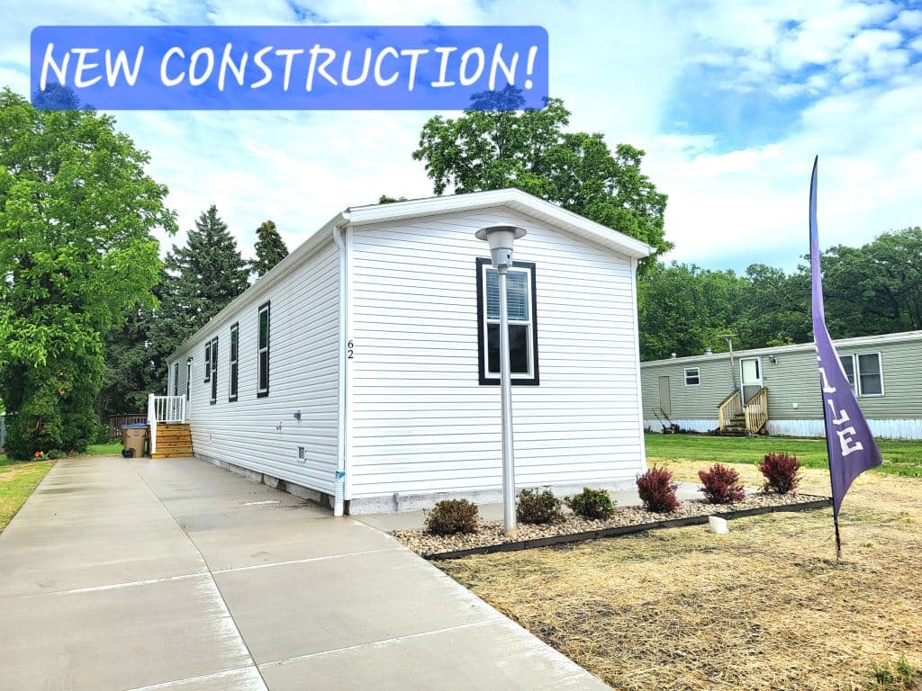 Manufactured home in Pleasant Prairie, WI 53158