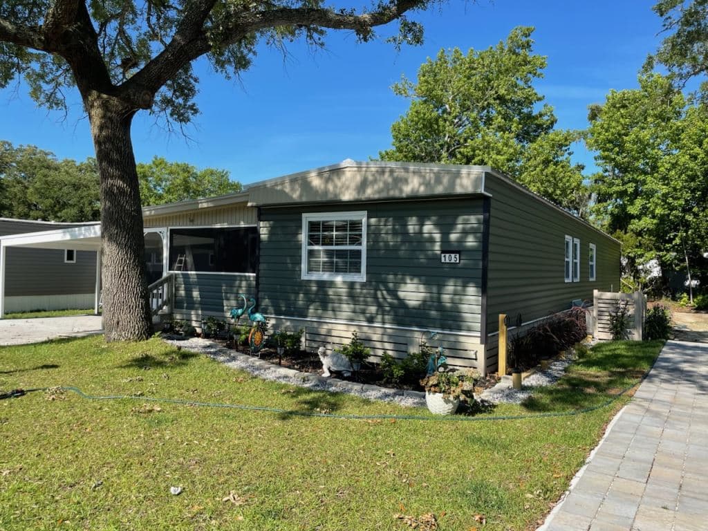 Manufactured home in Murrells Inlet, SC 29576