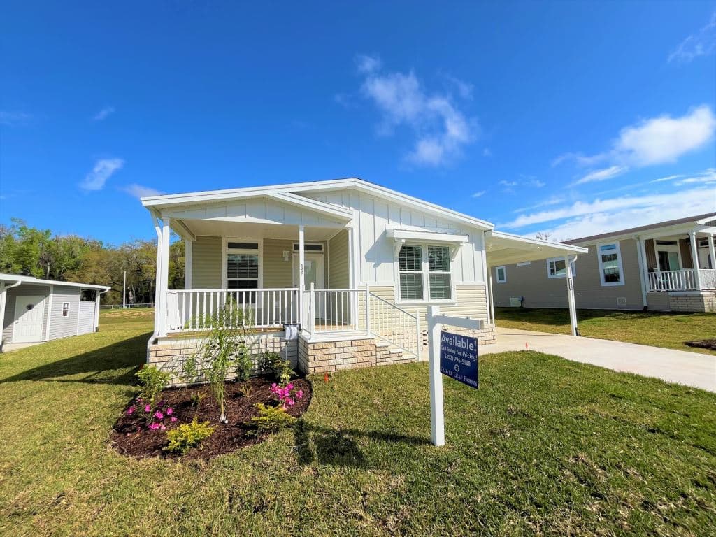 Manufactured home in Brooksville, FL 34601