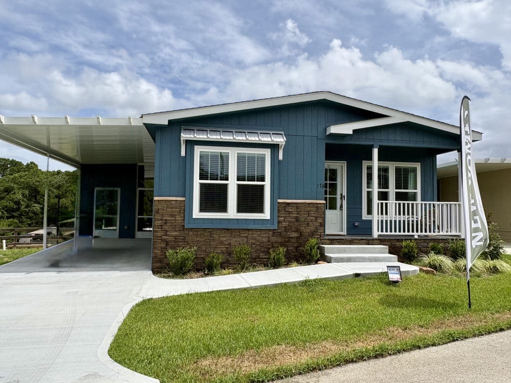 Manufactured home in Willis, TX 77318