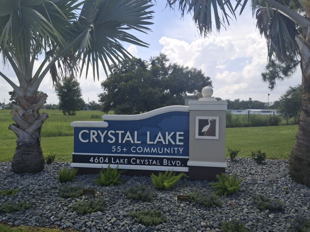 Manufactured home in Zephyrhills, FL 33541