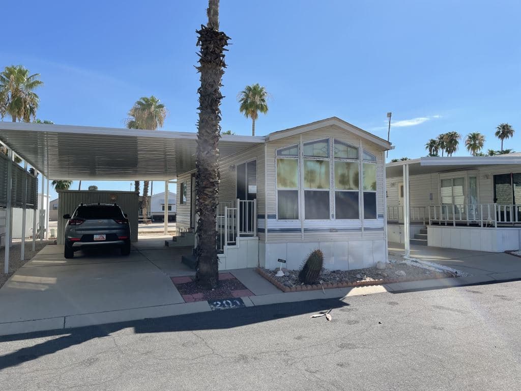 Manufactured home in Tucson, AZ 85756