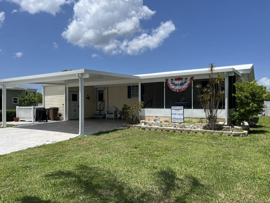 Manufactured home in Punta Gorda, FL 33950