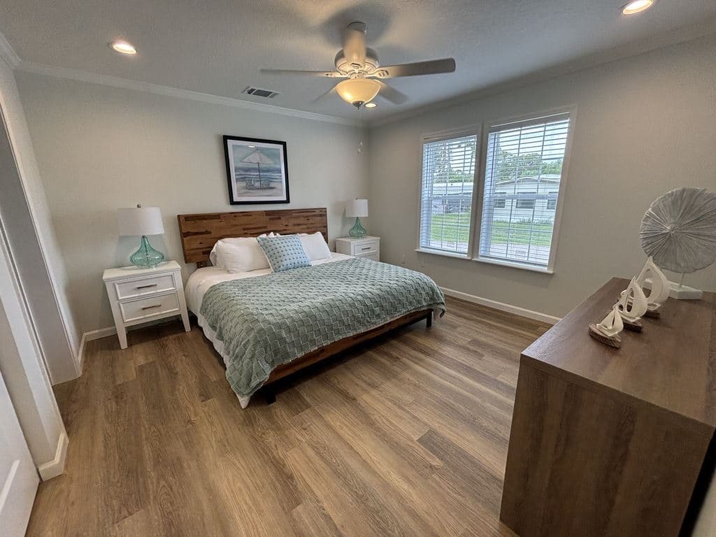 Manufactured home in N. Fort Myers, FL 33903