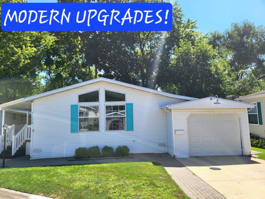 Manufactured home in Elgin, IL 60123