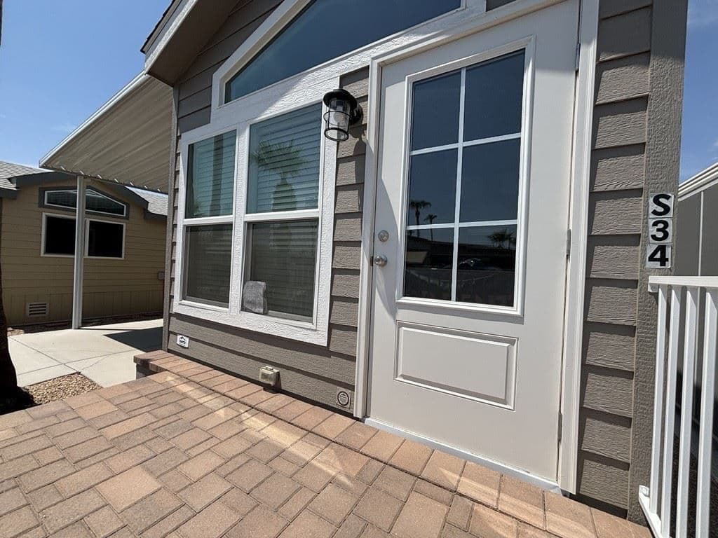 Manufactured home in Mesa, AZ 85213