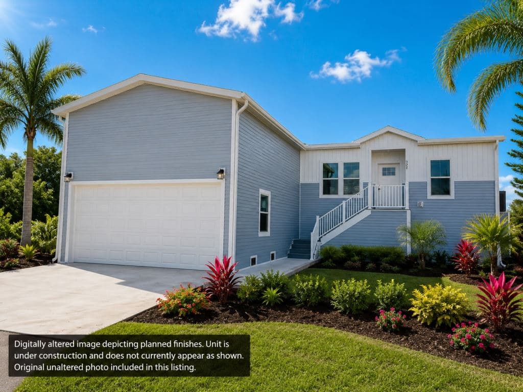 Manufactured home in Ellenton, FL 34222