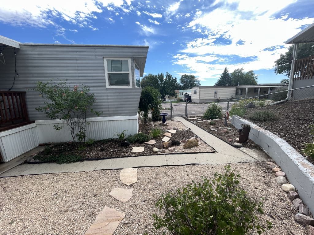 Manufactured home in Colorado Springs, CO 80907