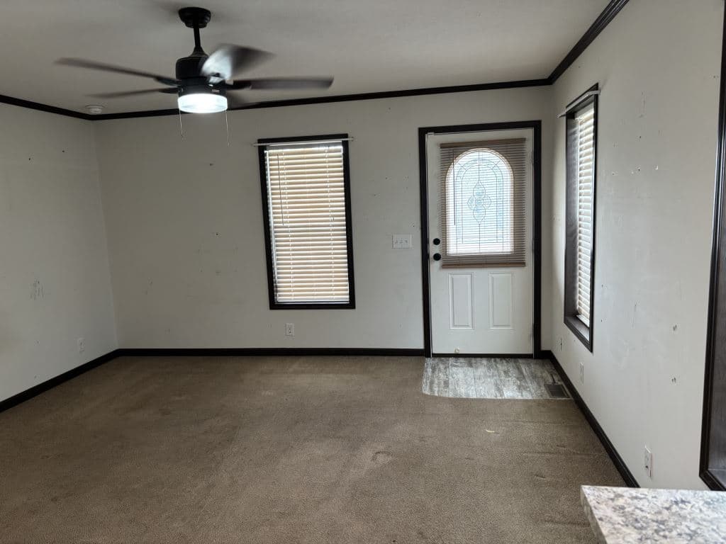 Manufactured home in Lake Elmo, MN 55042
