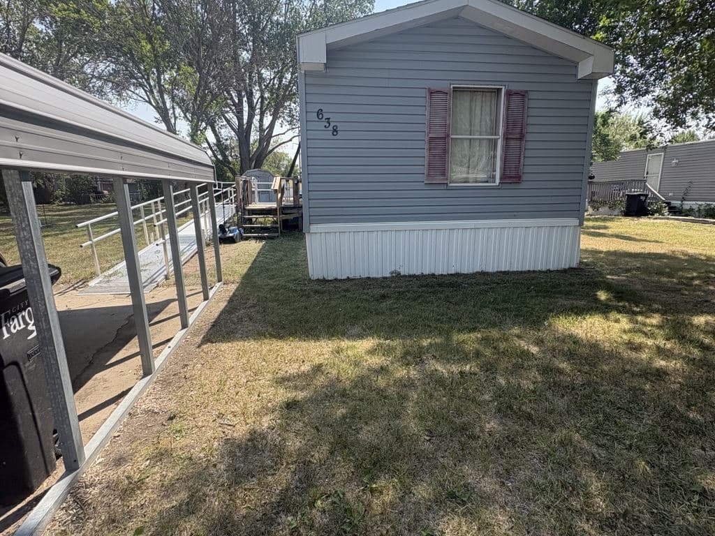 Manufactured home in Fargo, ND 58103
