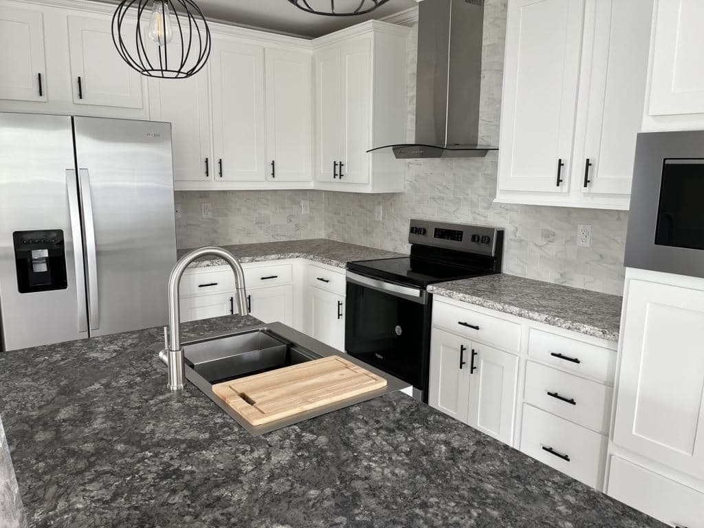 Manufactured home in Ellenton, FL 34222