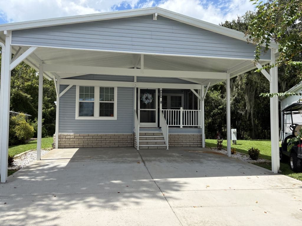 Manufactured home in Plant City, FL 33565