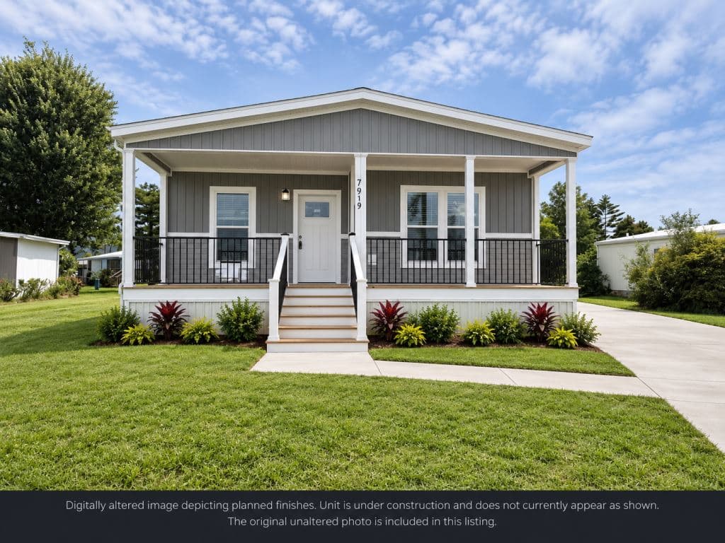 Manufactured home in Ellenton, FL 34222