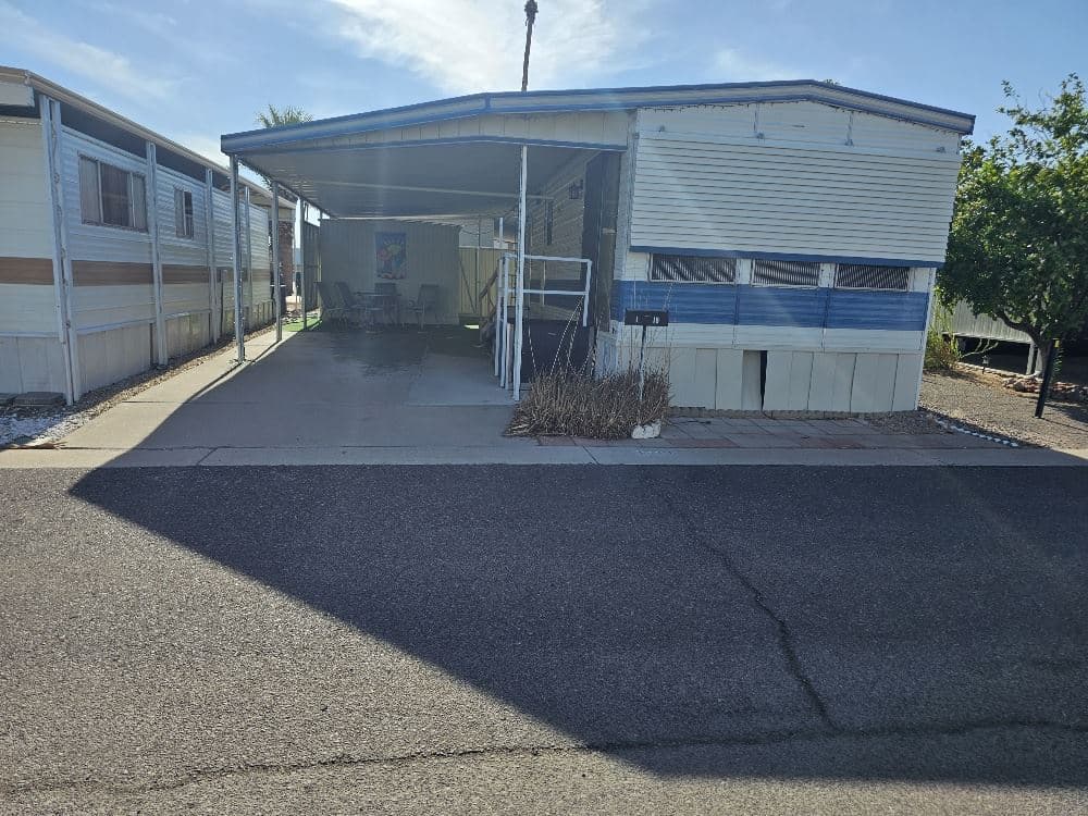 Manufactured home in Mesa, AZ 85213
