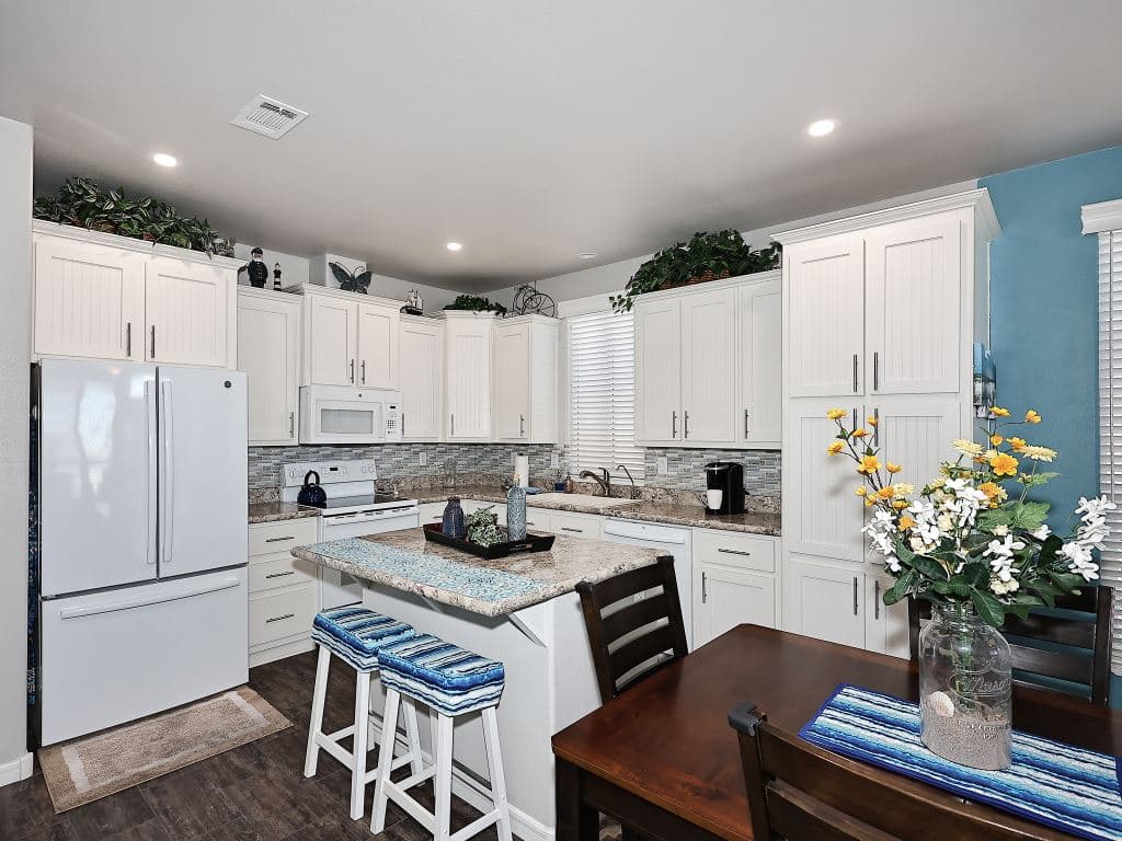 Manufactured home in Mesa, AZ 85209