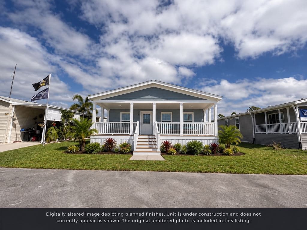 Manufactured home in Nokomis, FL 34275