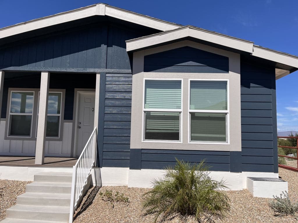 Manufactured home in Wickenburg, AZ 85390