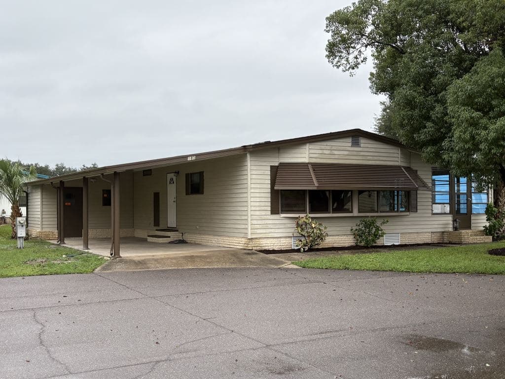 Manufactured home in Plant City, FL 33565