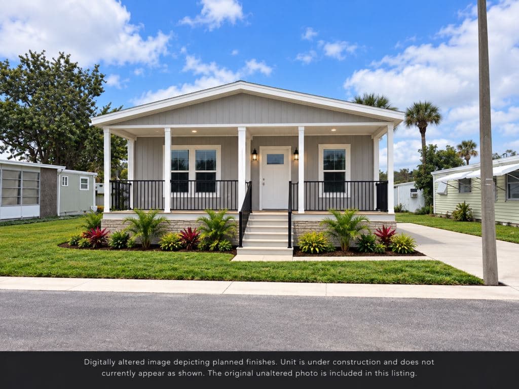 Manufactured home in Largo, FL 33771