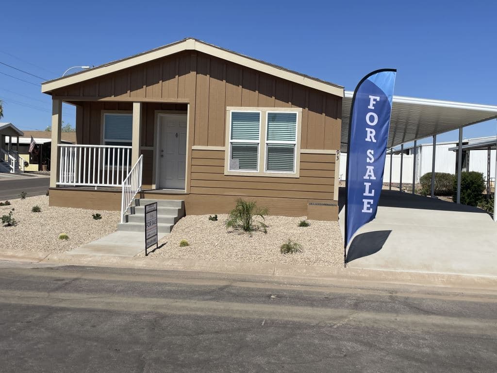 Manufactured home in Tempe, AZ 85282