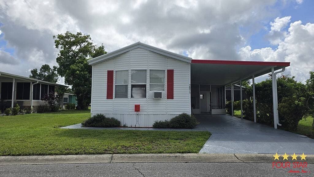 Manufactured home in Orlando, FL 32822