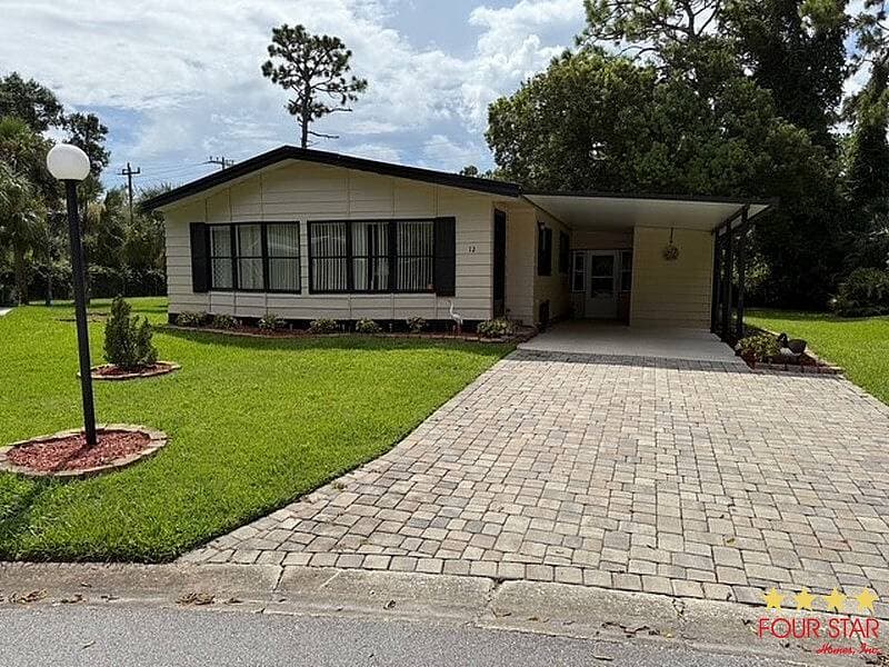 Manufactured home in Ormond Beach, FL 32174