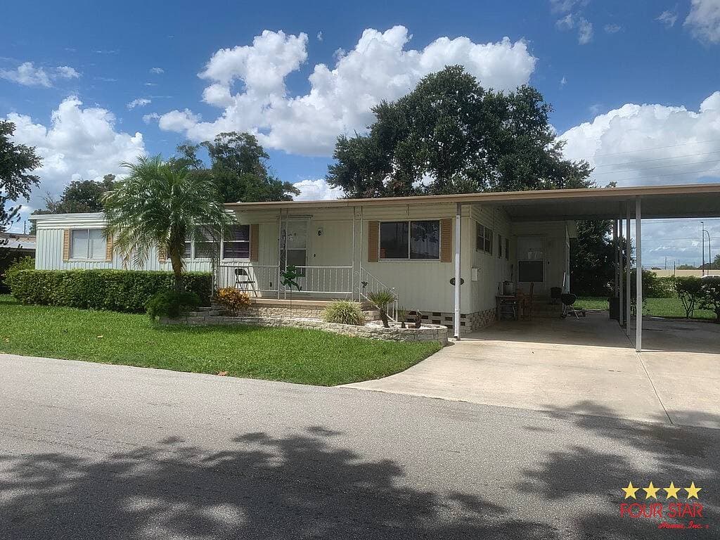 Manufactured home in Orlando, FL 32839
