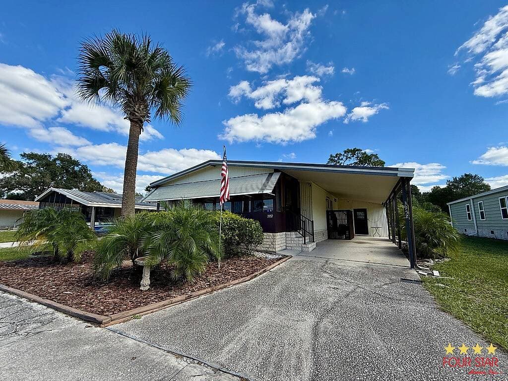 Manufactured home in Oviedo, FL 32765