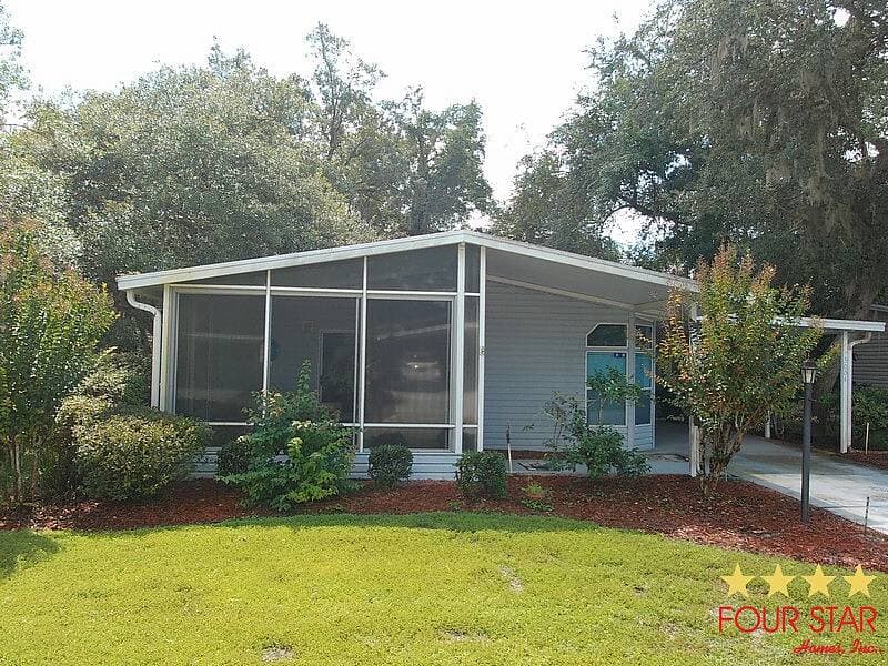 Manufactured home in DeLand, FL 32724