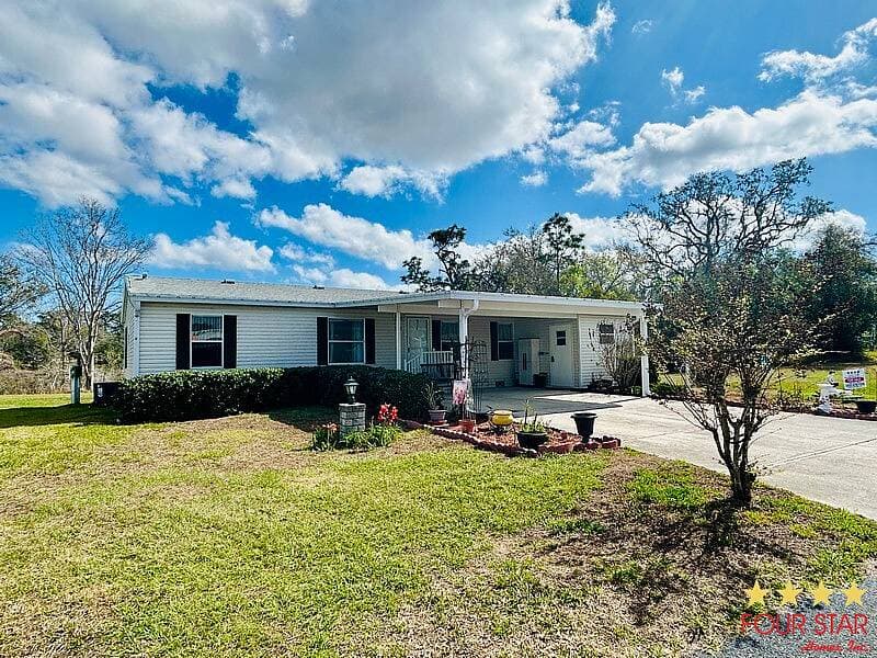 Manufactured home in Leesburg, FL 34748