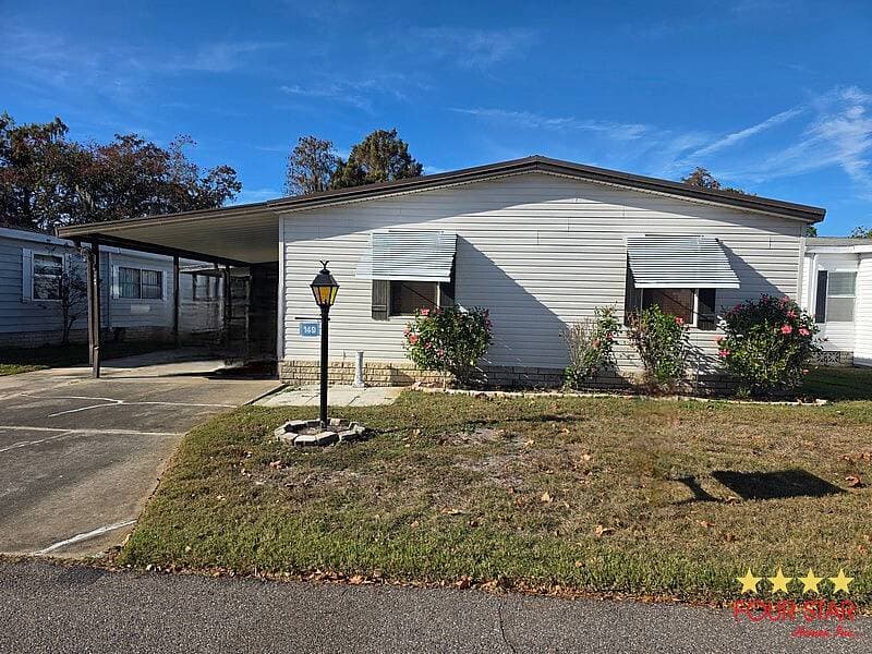 Manufactured home in Leesburg, FL 34788