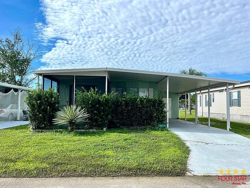 Manufactured home in Orlando, FL 32826